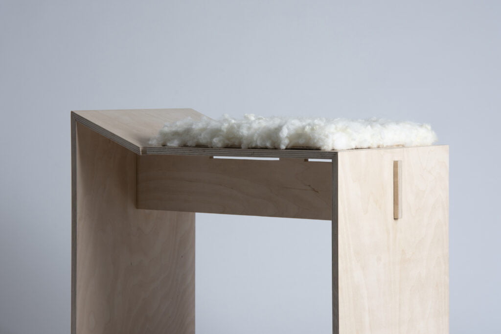 One Point Stool